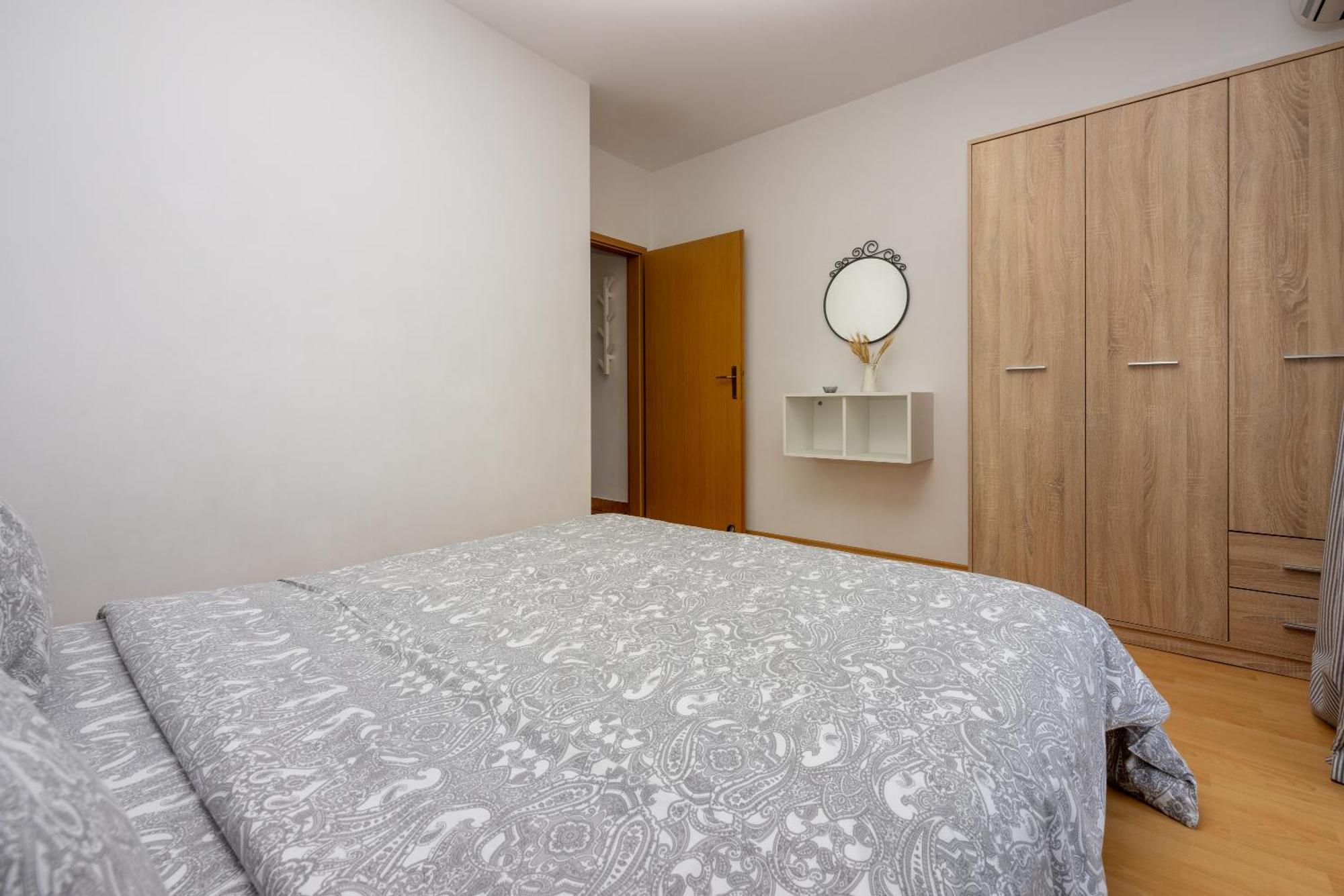 Apartments Claudia Crikvenica Exterior foto