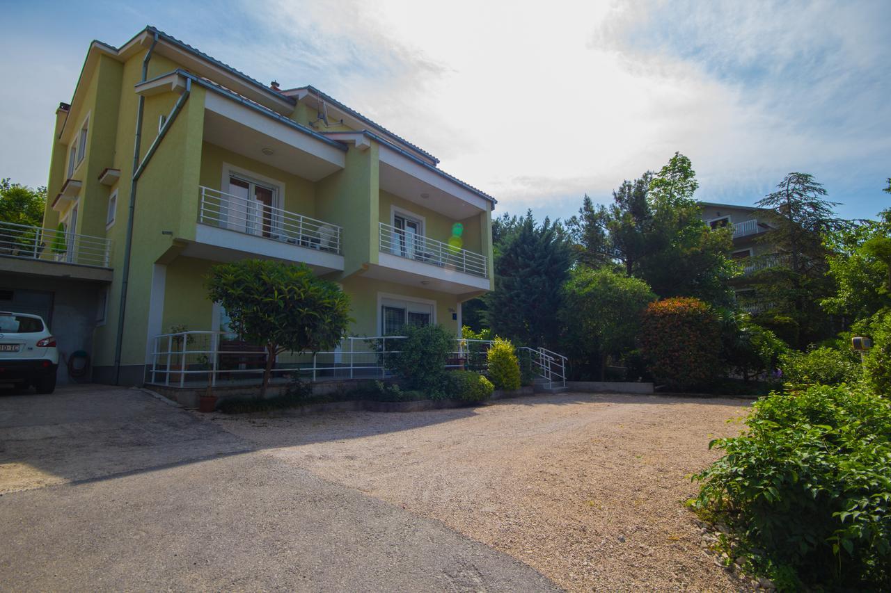 Apartments Claudia Crikvenica Exterior foto