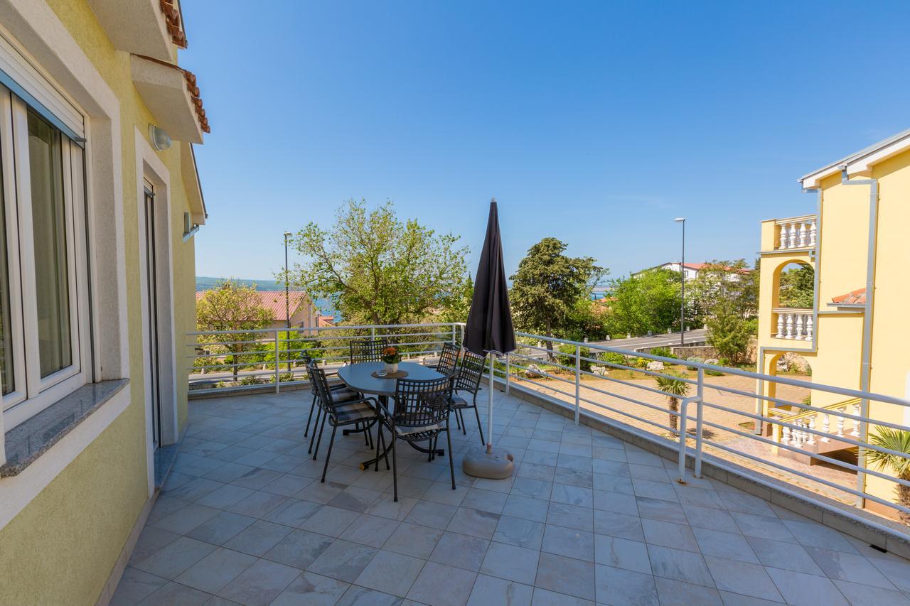 Apartments Claudia Crikvenica Exterior foto