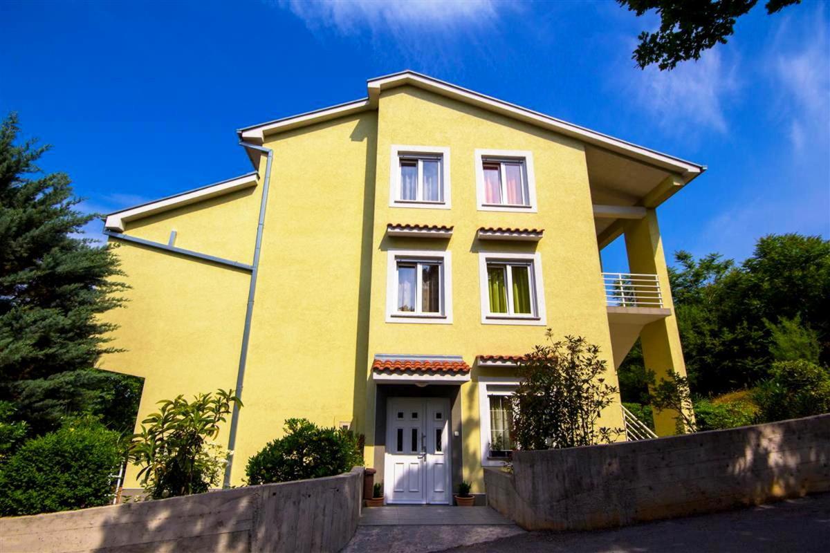 Apartments Claudia Crikvenica Exterior foto